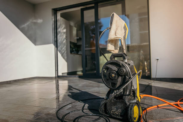Animal Enclosure Cleaning in Inverness Highlands North, FL